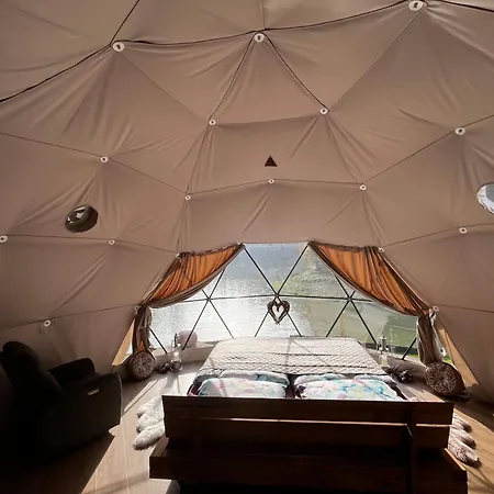 Роскошный шатер Glamp Sunnymoon