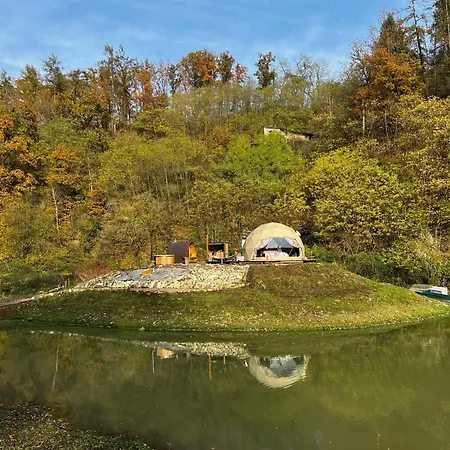 Glamp Sunnymoon * Sudomer (Mlada Boleslav)